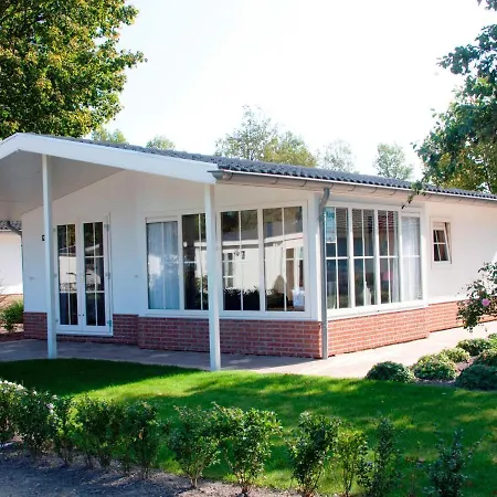 Holiday Home Droompark Molengroet.5 Scharwoude